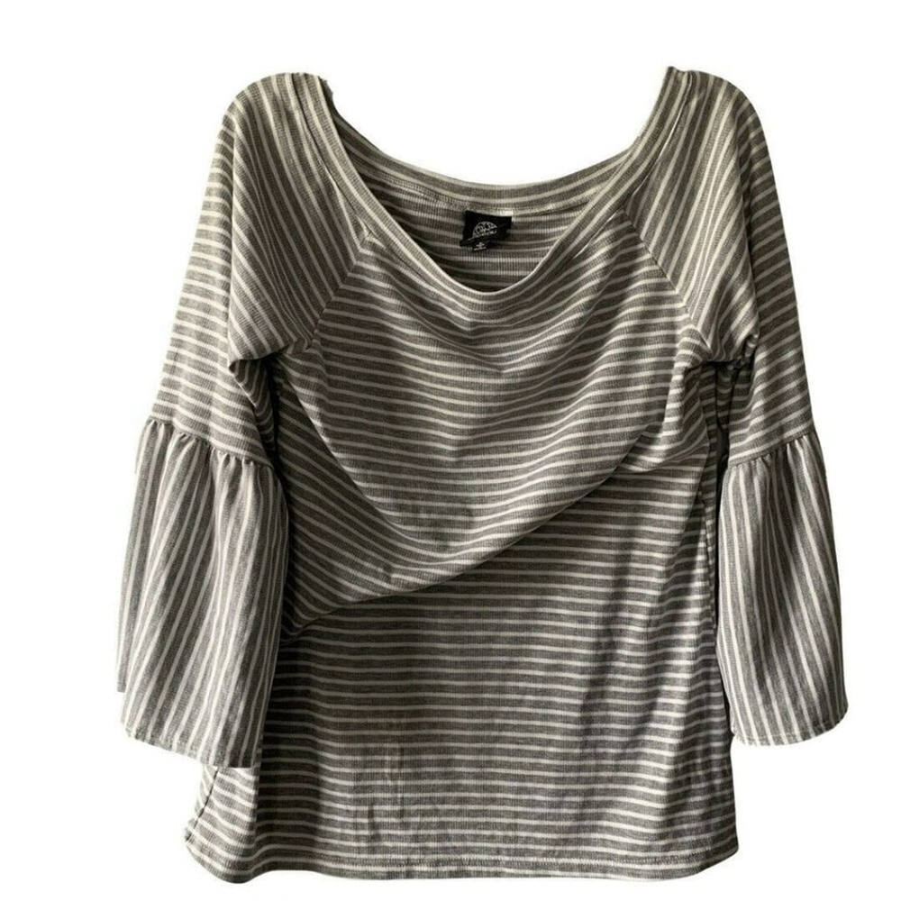 bobeau womens tops l gray stripes 3/4 bell sleeves